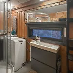 3 Bedroom Amazing In Ferienhaus